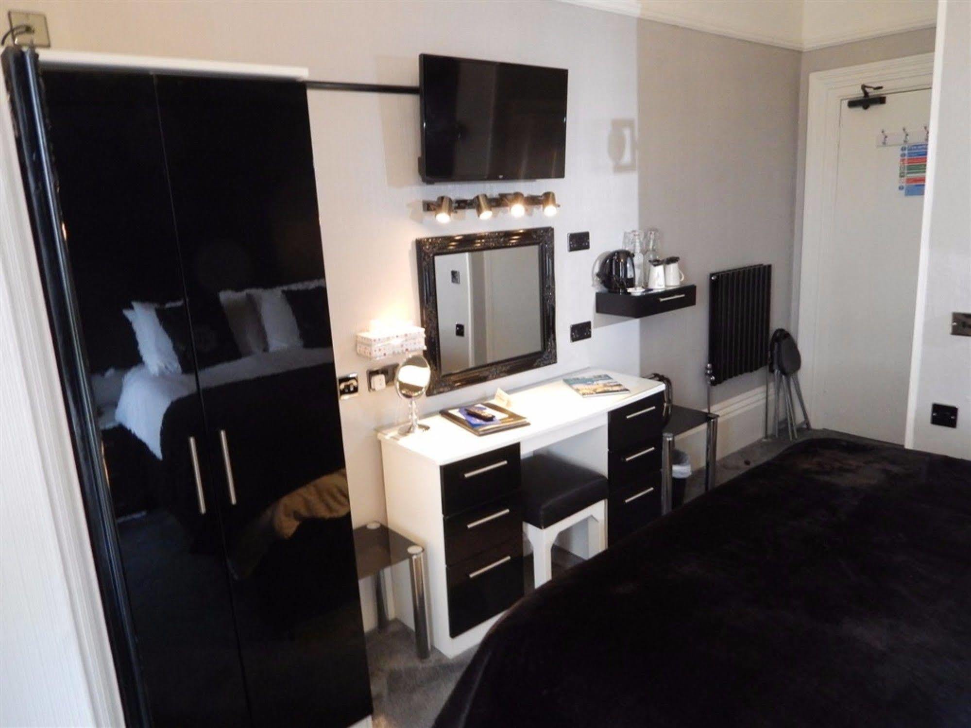 فندق 3 Norfolk Square غريت يورماوث المظهر الخارجي الصورة