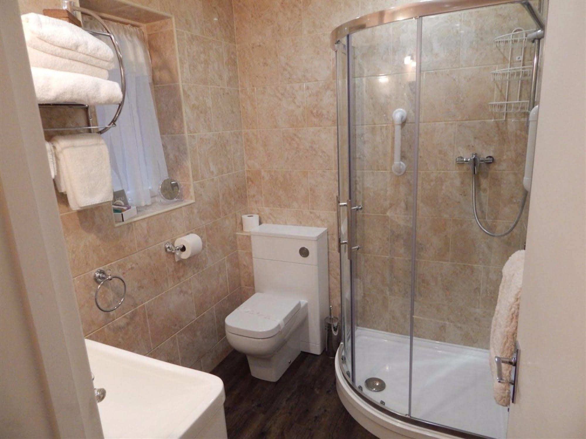 فندق 3 Norfolk Square غريت يورماوث المظهر الخارجي الصورة